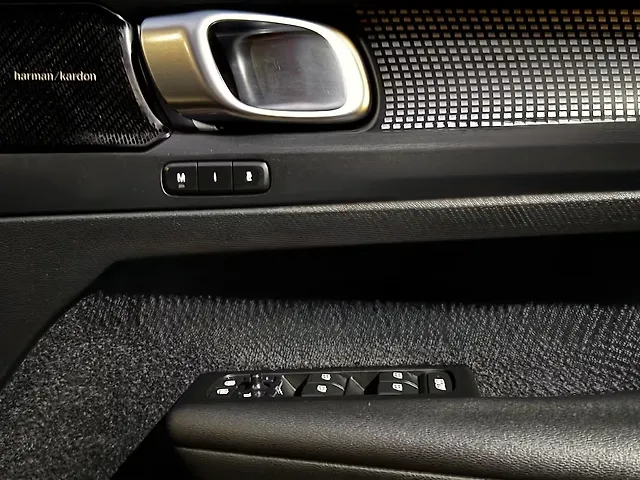 Used Volvo XC40 [2018-2022] T4 R-Design in Chandigarh