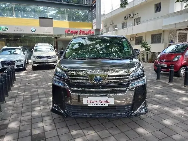 Used 2022 Toyota Vellfire in Bangalore