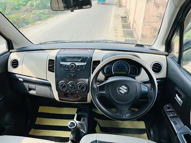 Used Maruti Suzuki Wagon R 1.0 [2014-2019] VXI in Guwahati