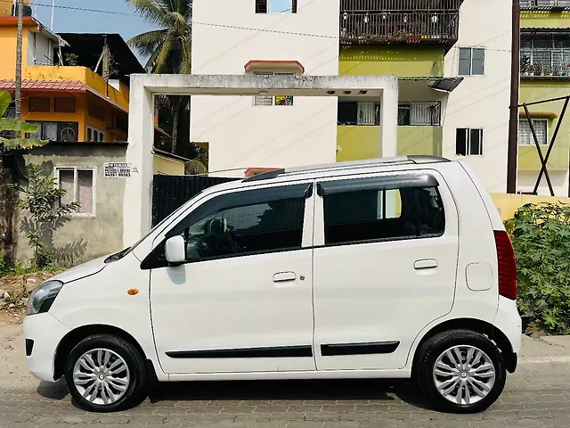 Used Maruti Suzuki Wagon R 1.0 [2014-2019] VXI in Guwahati