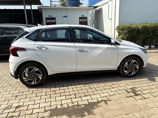 Used Hyundai i20 [2020-2023] Asta 1.2 MT [2020-2023] in Guwahati
