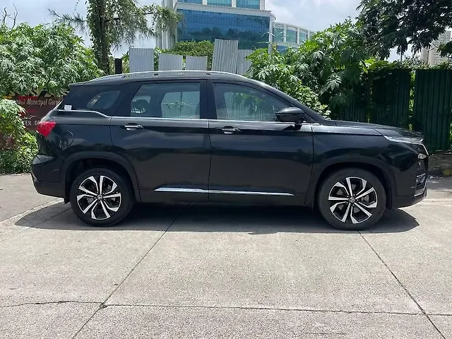 Used MG Hector [2023-2025] Savvy Pro 1.5 Turbo CVT 7 STR in Mumbai