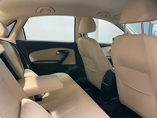 Used Skoda Rapid Style 1.6 MPI in Mumbai