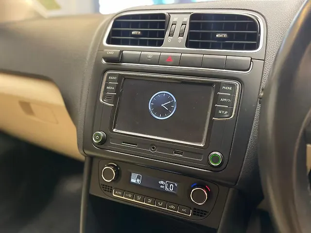 Used Skoda Rapid Style 1.6 MPI in Mumbai