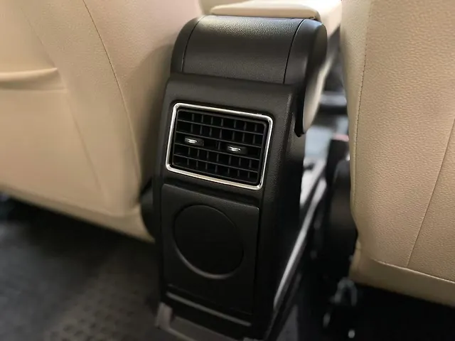 Used Skoda Rapid Style 1.6 MPI in Mumbai