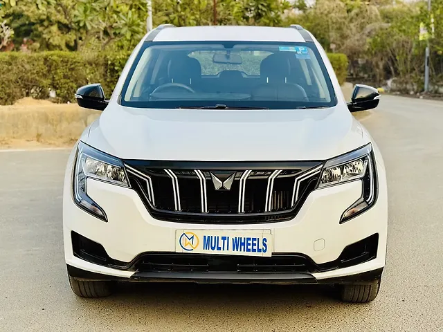 Used 2023 Mahindra XUV700 in Delhi