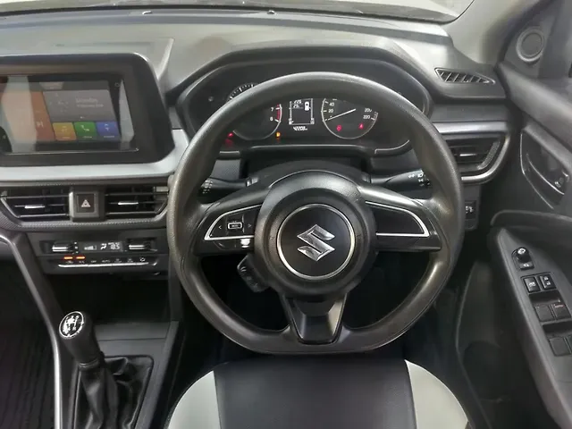 Used Maruti Suzuki Brezza VXi [2023-2025] in Bangalore