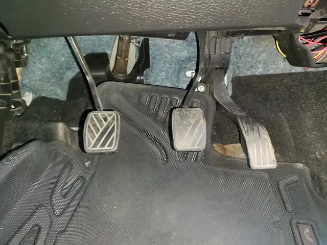 Used Maruti Suzuki Brezza VXi [2023-2025] in Bangalore