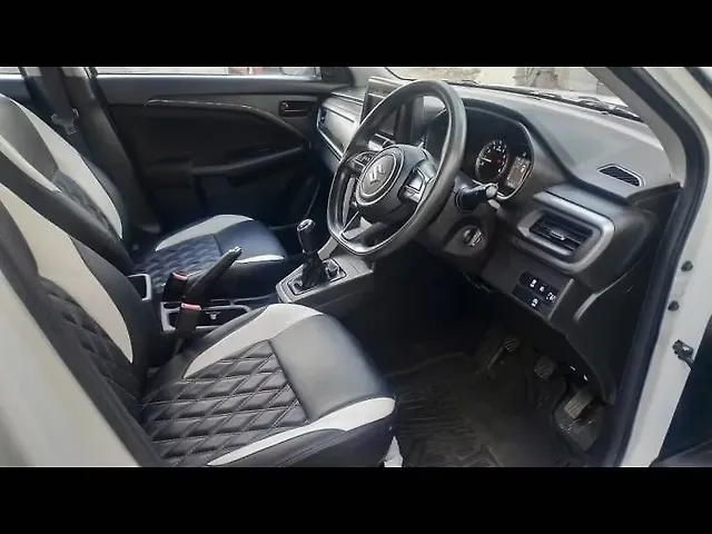 Used Maruti Suzuki Brezza VXi [2023-2025] in Bangalore