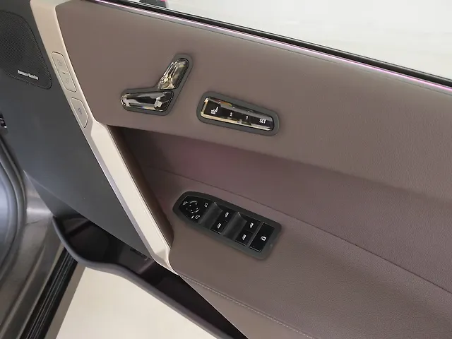 Used BMW iX xDrive 50 in Delhi Used BMW iX xDrive 50 in Delhi