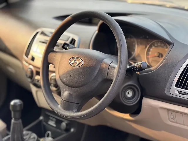 Used Hyundai i20 [2010-2012] Magna 1.2 in Nagpur