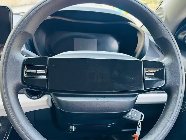 Used Tata Nexon Pure (S) 1.2 Petrol 6AMT [2024-2025] in Delhi