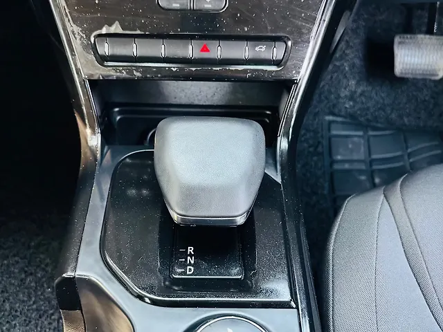 Used Tata Nexon Pure (S) 1.2 Petrol 6AMT [2024-2025] in Delhi