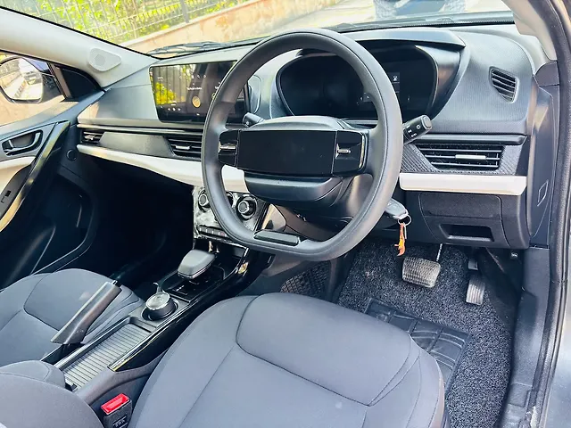 Used Tata Nexon Pure (S) 1.2 Petrol 6AMT [2024-2025] in Delhi