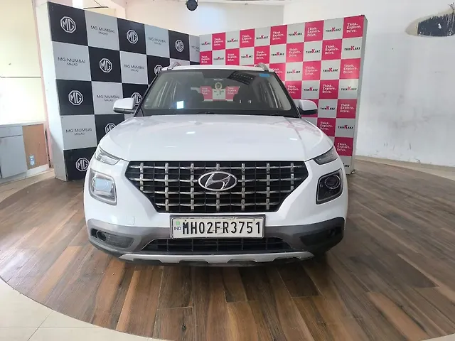 Used 2022 Hyundai Venue in Mumbai
