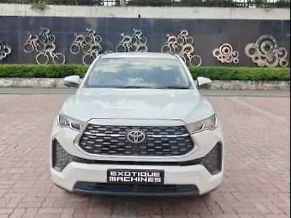 Used 2023 Toyota Innova Hycross in Lucknow Used 2023 Toyota Innova Hycross in Lucknow