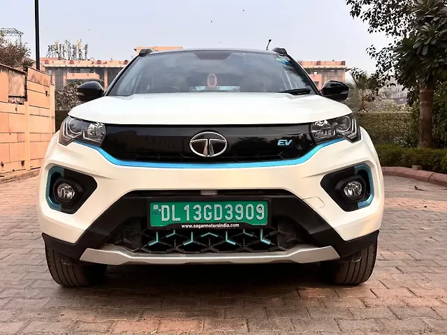 Used 2022 Tata Nexon EV in Delhi