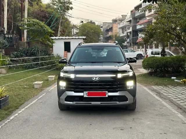 Used 2025 Hyundai Alcazar in Delhi