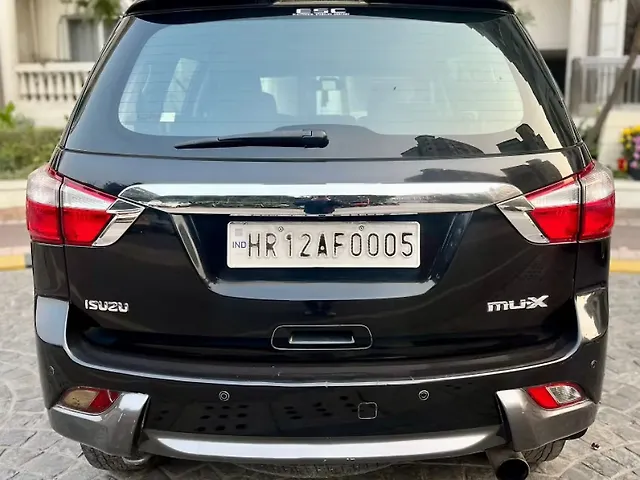 Used Isuzu MU-X [2018-2020] 4x2 in Delhi