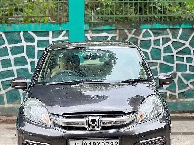 Used 2017 Honda Amaze in Surat