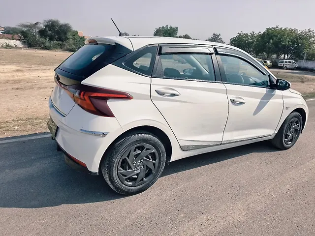 Used Hyundai i20 [2020-2023] Magna 1.2 MT [2020-2023] in Lucknow