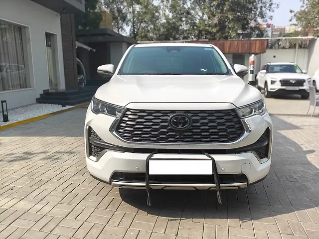 Used 2024 Toyota Innova Hycross in Delhi Used 2024 Toyota Innova Hycross in Delhi