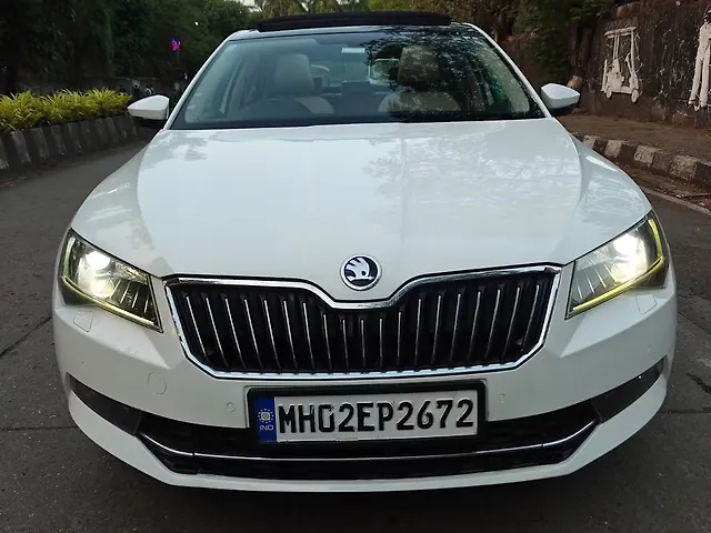 Used 2017 Skoda Superb in Mumbai
