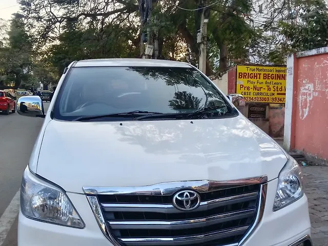 Used 2015 Toyota Innova in Patna