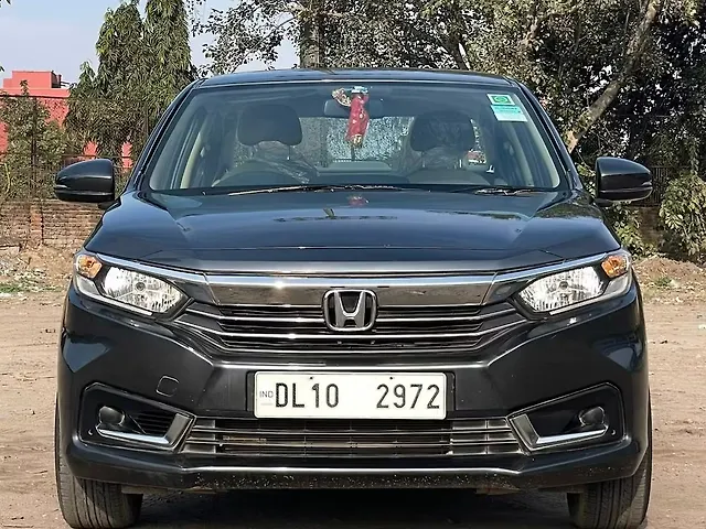 Used 2022 Honda Amaze in Delhi