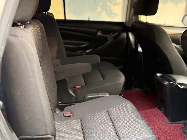 Used Toyota Innova Crysta [2020-2023] GX 2.4 7 STR in Lucknow
