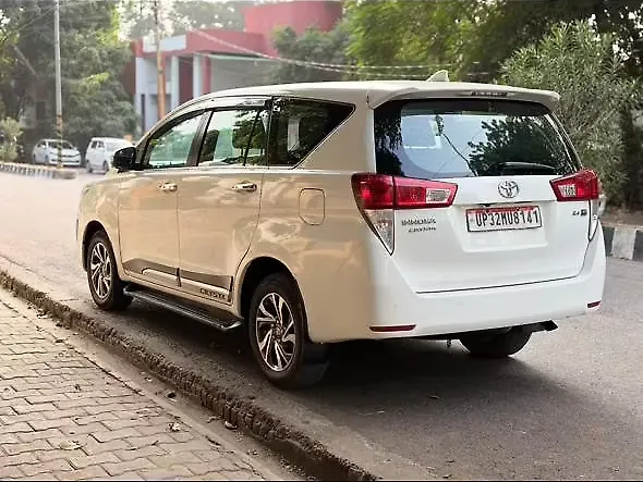 Used Toyota Innova Crysta [2020-2023] GX 2.4 7 STR in Lucknow