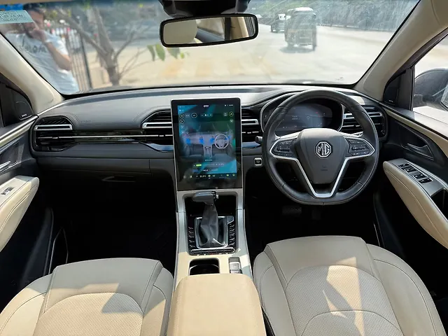 Used MG Hector [2023-2025] Savvy Pro 1.5 Turbo Petrol CVT [2023] in Mumbai