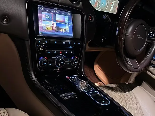 Used Jaguar XJ L 2.0 Portfolio in Ludhiana