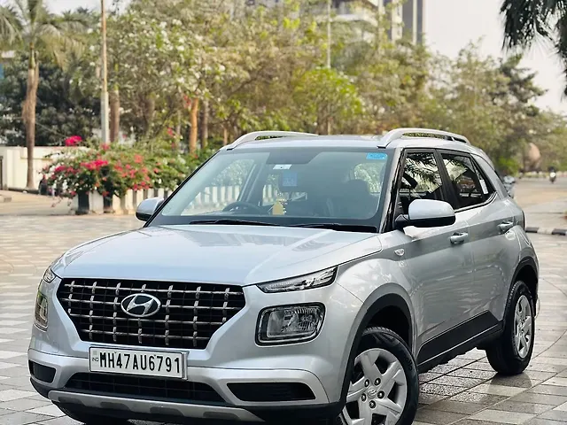 Used 2020 Hyundai Venue in Thane