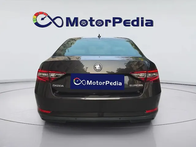 Used Skoda Superb [2016-2020] Style TSI MT in Delhi