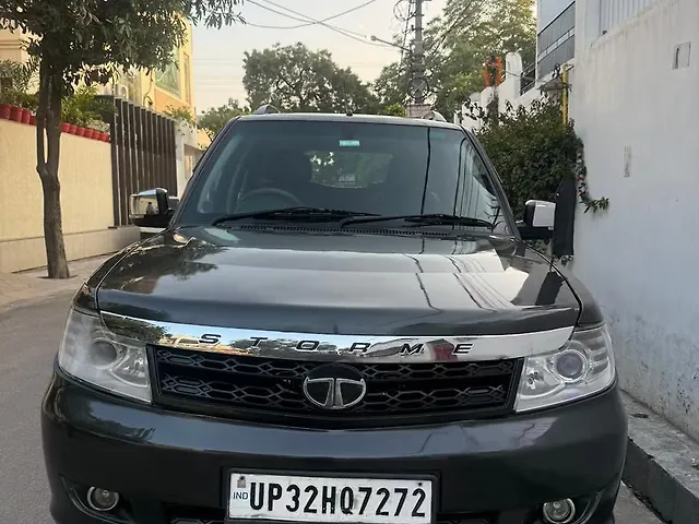 Used 2017 Tata Safari in Lucknow