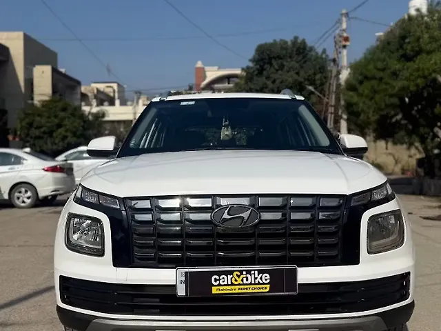 Used 2023 Hyundai Venue in Jalandhar