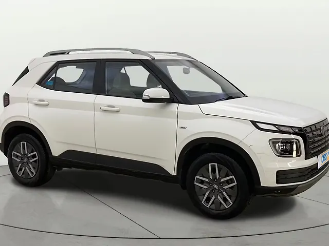 Used 2022 Hyundai Venue in Navi Mumbai Used 2022 Hyundai Venue in Navi Mumbai