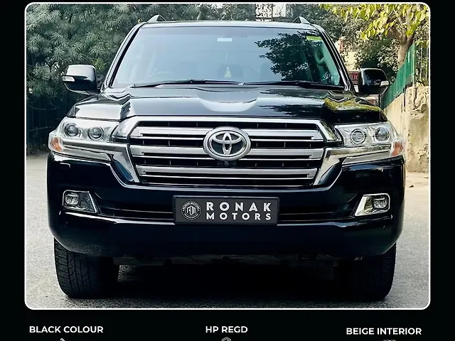 Used 2017 Toyota Land Cruiser in Delhi
