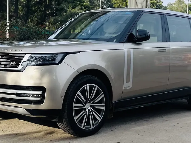 Used 2025 Land Rover Range Rover in Delhi
