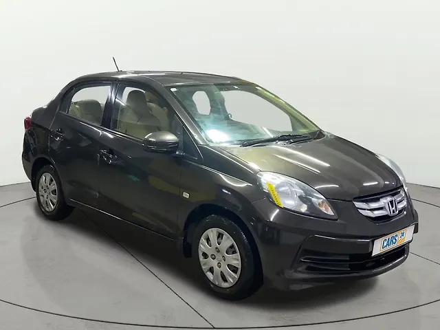 Used 2015 Honda Amaze in Surat