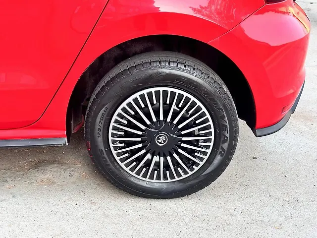 Used Volkswagen Polo Trendline 1.0L MPI in Vadodara
