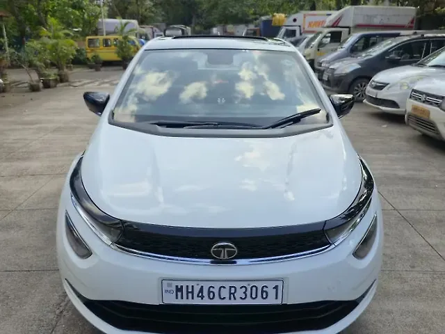 Used 2024 Tata Altroz in Thane