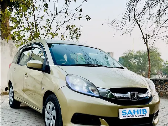 Used Honda Mobilio S Diesel in Agra