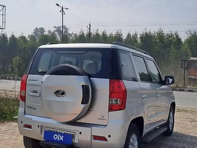 Used Mahindra TUV300 [2015-2019] T8 AMT in Rudrapur