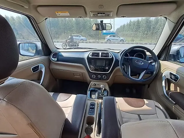 Used Mahindra TUV300 [2015-2019] T8 AMT in Rudrapur
