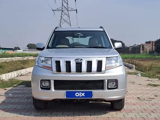 Used Mahindra TUV300 [2015-2019] T8 AMT in Rudrapur