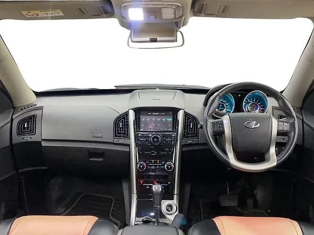 Used Mahindra XUV500 W9 AT [2018-2020] in Mumbai
