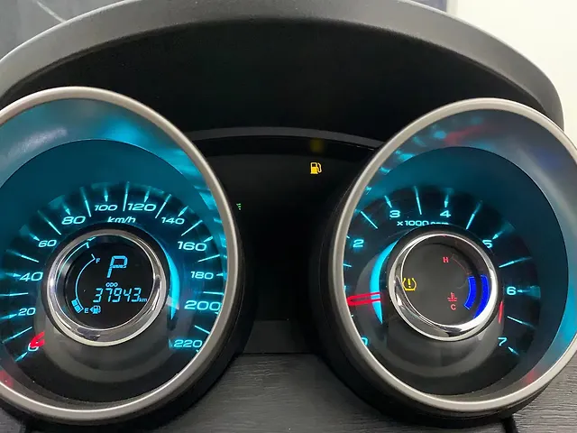 Used Mahindra XUV500 W9 AT [2018-2020] in Mumbai