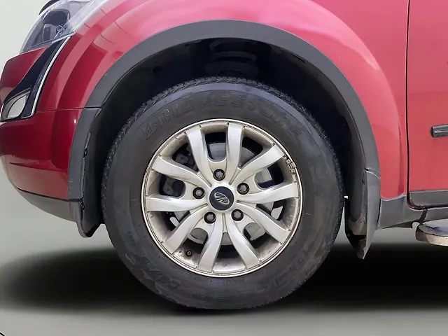 Used Mahindra XUV500 W9 AT [2018-2020] in Mumbai